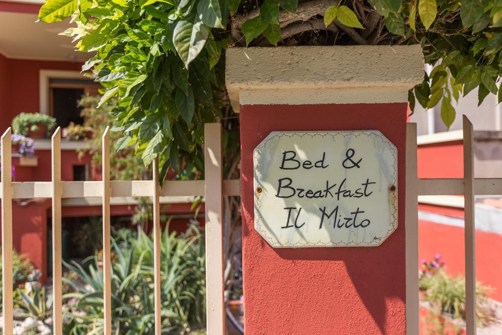 B&B Il Mirto Oristano Luaran gambar